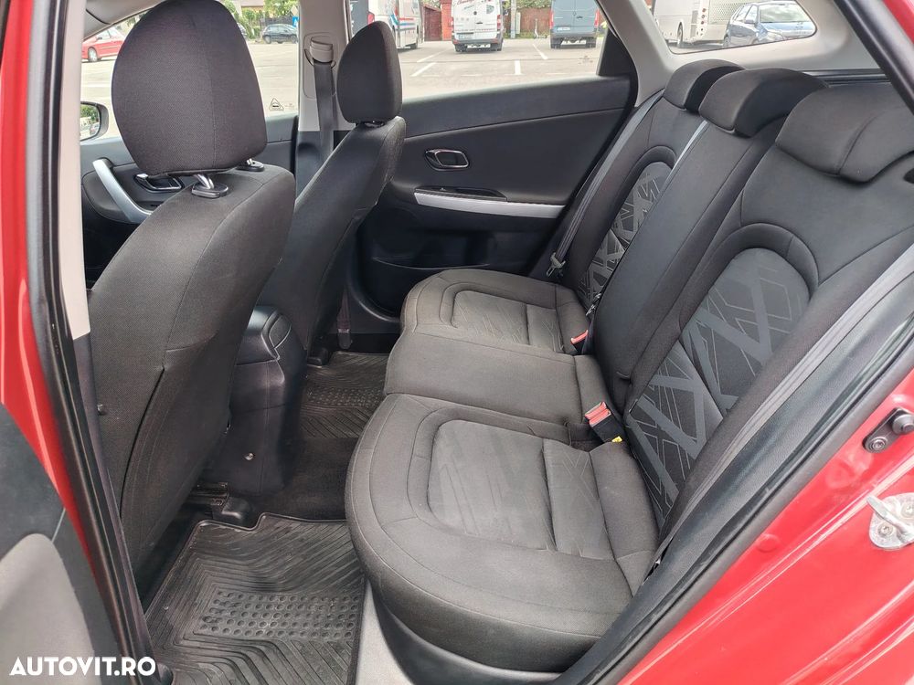 Kia Ceed - 11