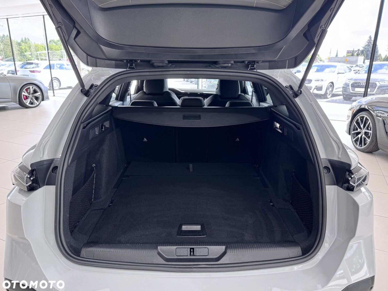Peugeot 308 1.2 PureTech GT S&S EAT8 - 17