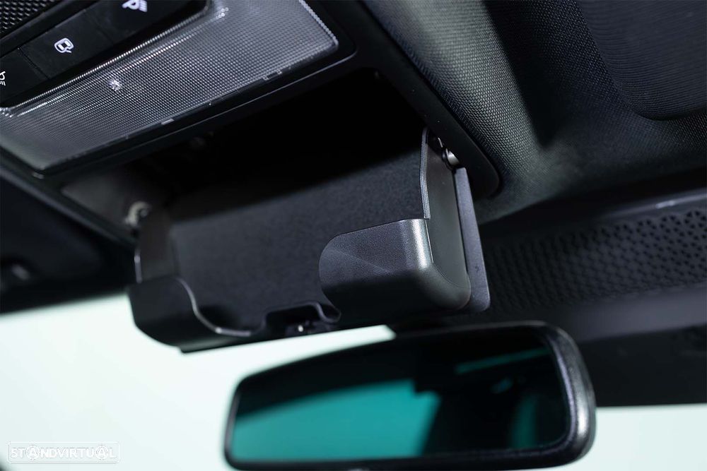 MG MG4 64 kWh Luxury - 54