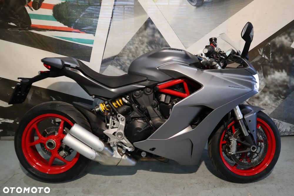 Ducati SuperSport - 5