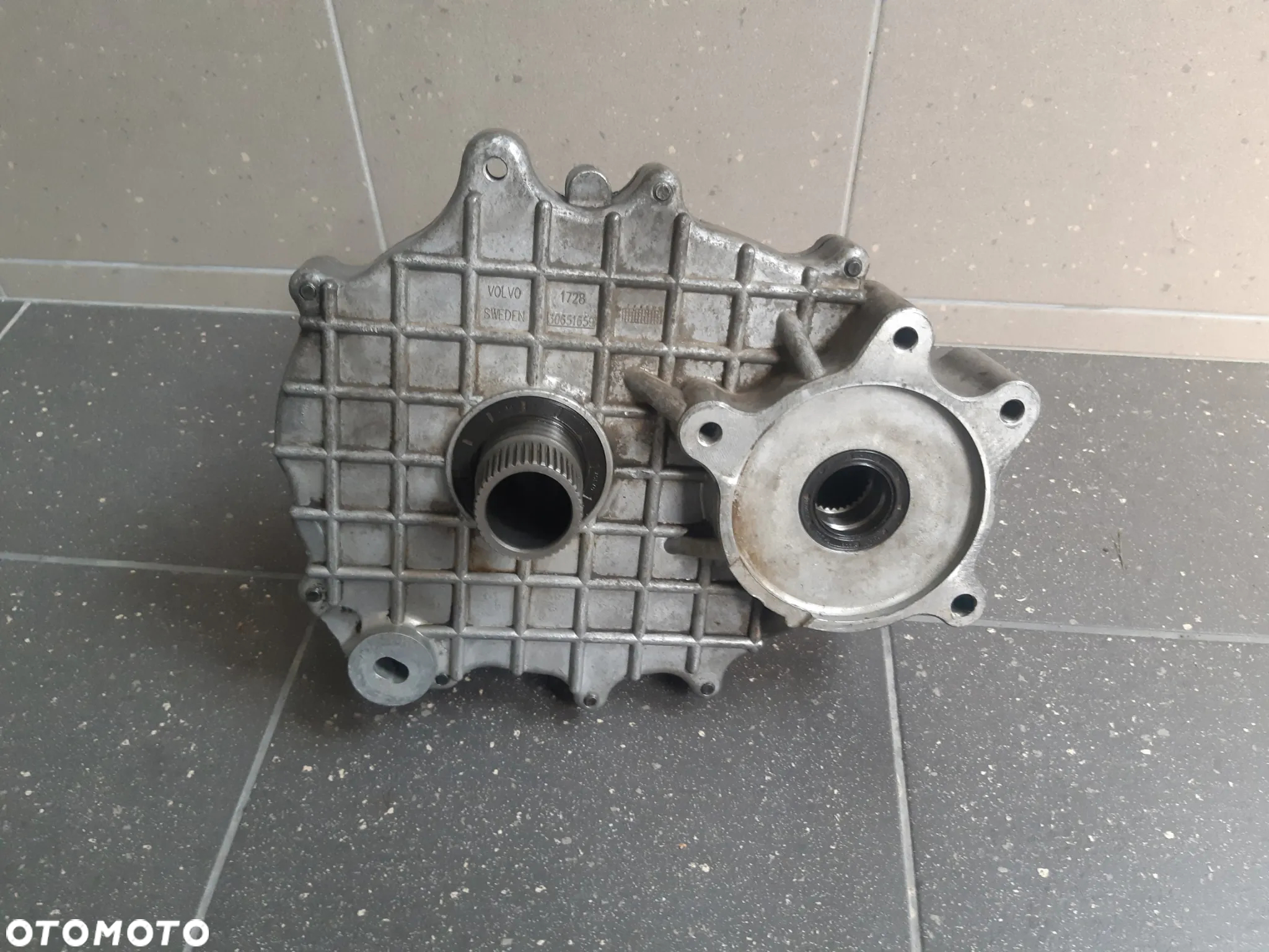 PRZEKŁADNIA KĄTOWA REDUKTOR VOLVO S80 XC90 2.9 BITURBO - 8