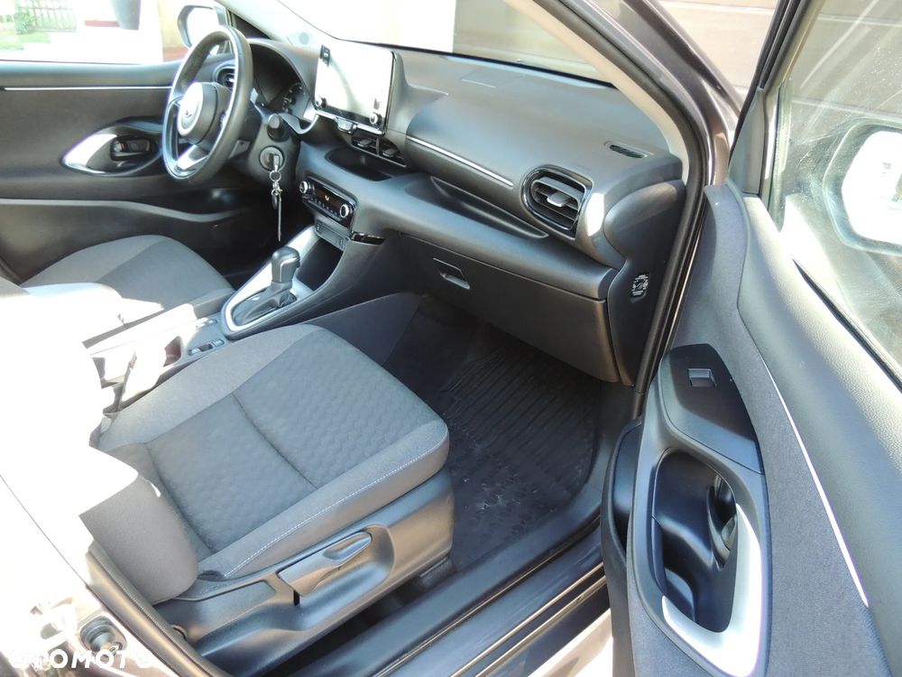 Toyota Yaris Hybrid 1.5 Comfort - 16