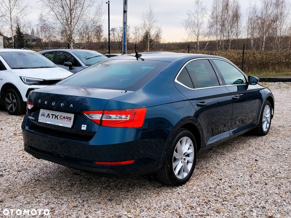 Skoda Superb 1.5 TSI Ambition DSG - 4