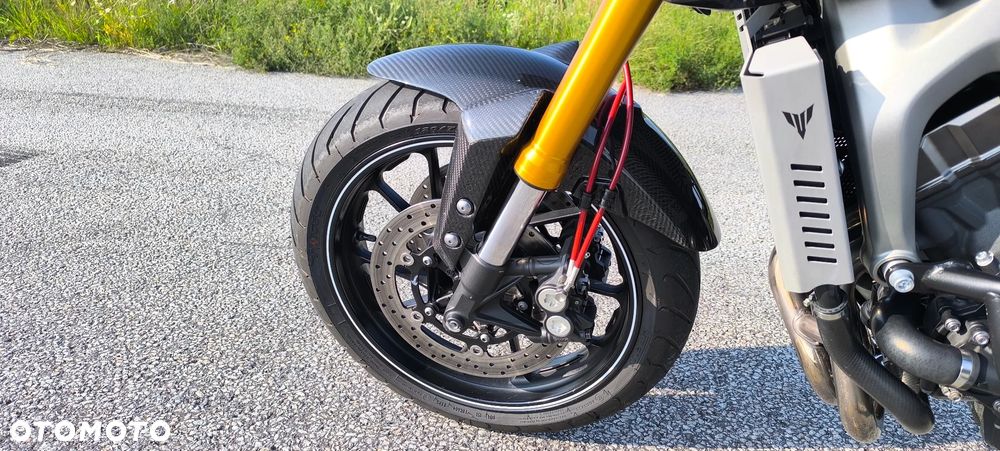Yamaha MT - 8