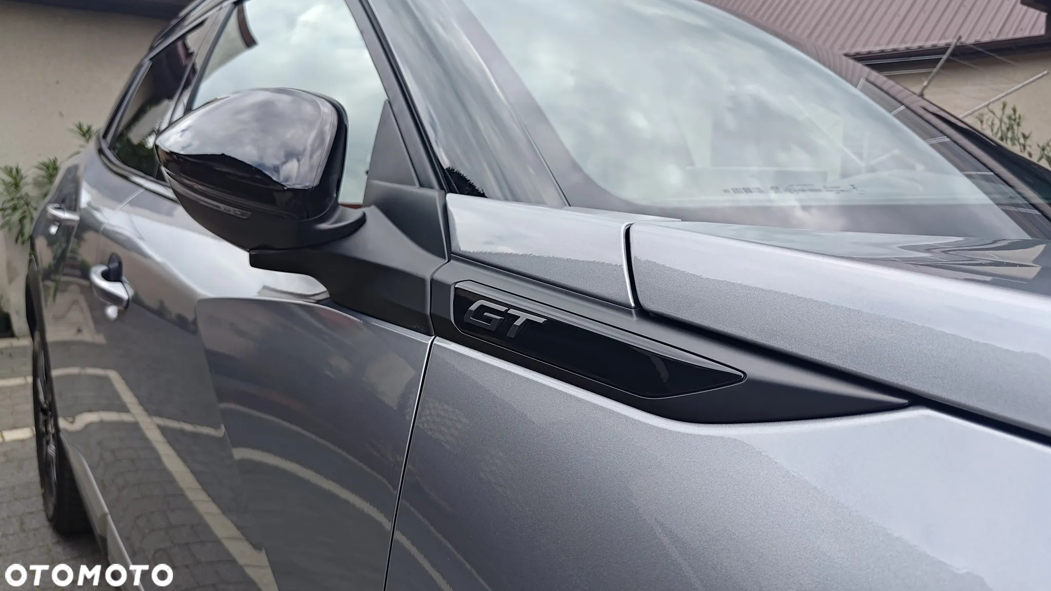 Peugeot 2008 PureTech 130 EAT8 GT - 14