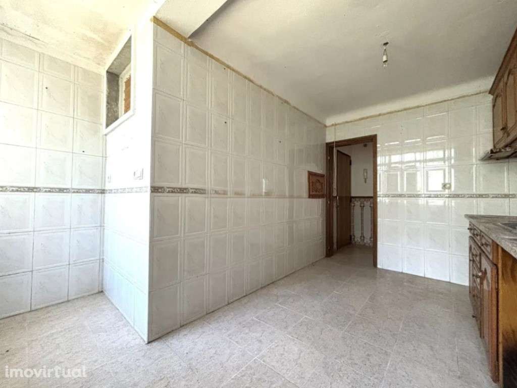 Apartamento T2 | Benfica | Excelente Localização - Grande imagem: 3/21