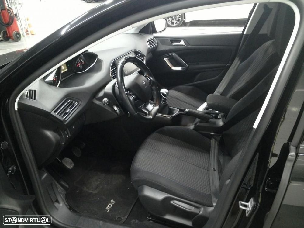 Peugeot 308 1.5 BlueHDi Style - 3