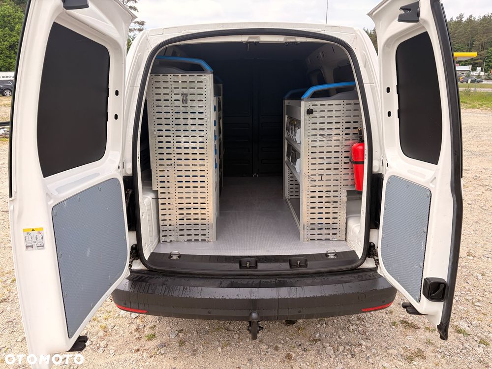 Volkswagen Caddy - 10