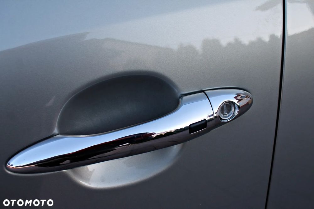 Kia Sportage 2.0 CRDI 184 4WD Automatik Spirit - 27