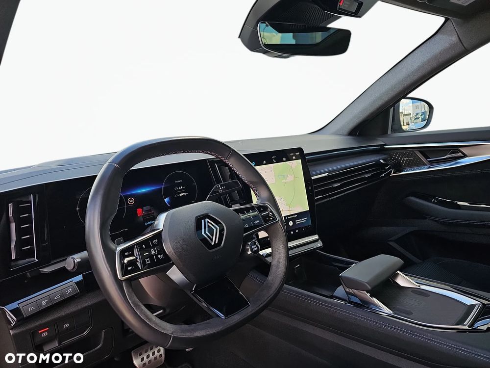 Renault Austral 1.3 TCe mHEV Iconic esprit Alpine - 4