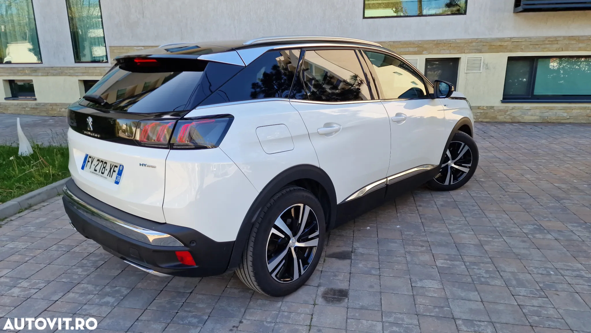Peugeot 3008 PHEV EAT8 GT Pack - 8