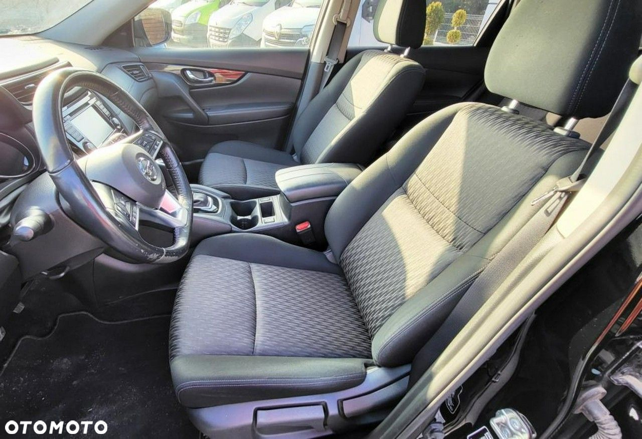 Nissan X-Trail - 8
