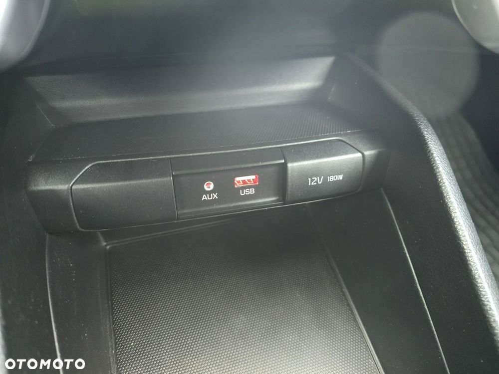 Kia Rio - 25