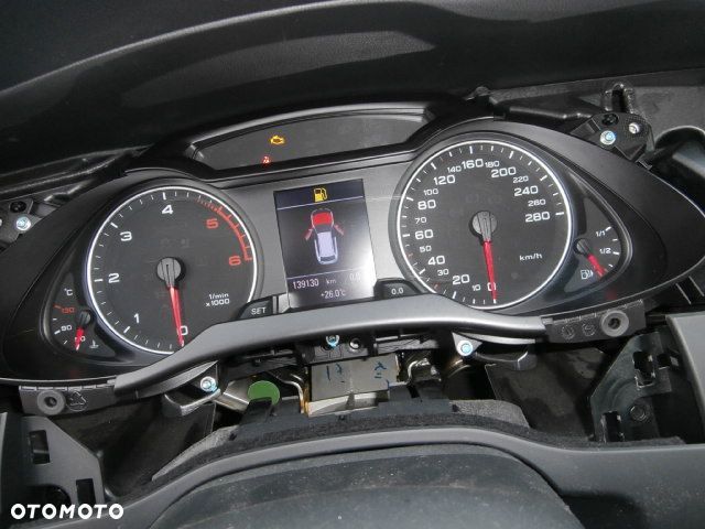 LICZNIK AUDI A4 B8 8K0920930N KOLOR 2.0TDI 2.7TDI 3.0TDI MONTAŻ KODOWANIE CP - 1