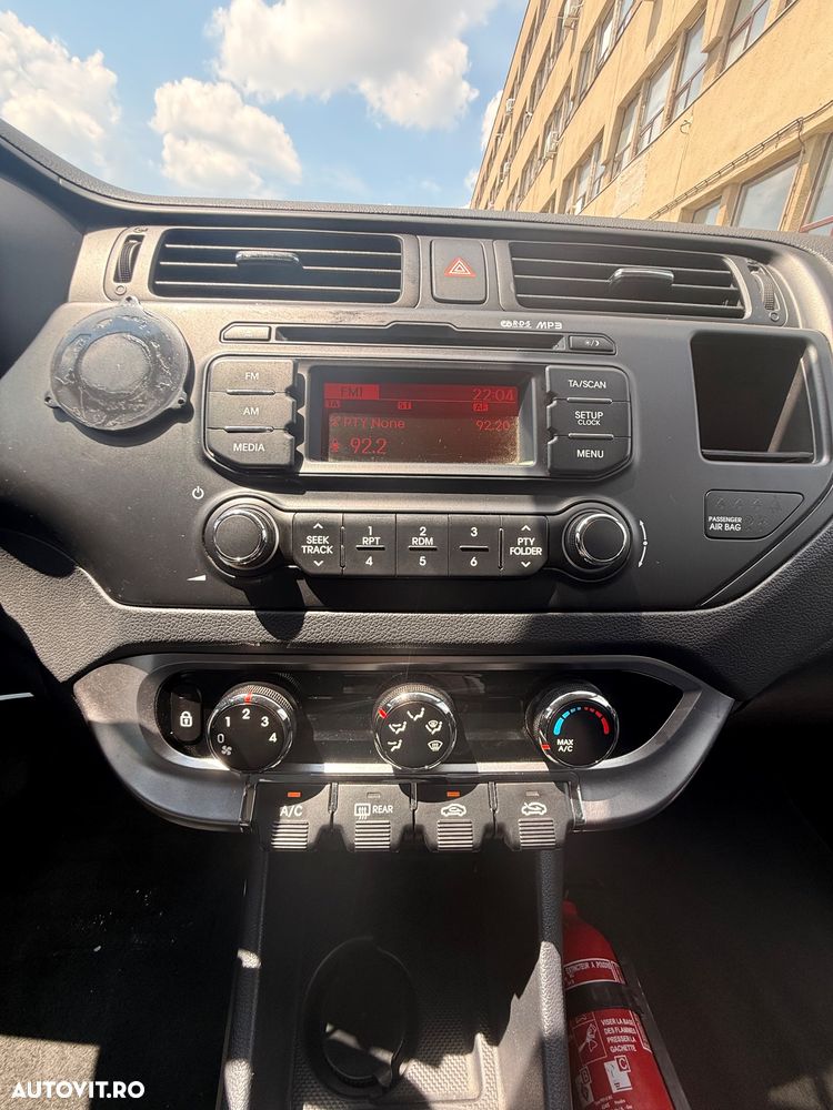 KIA Rio 2012 — imagine 6