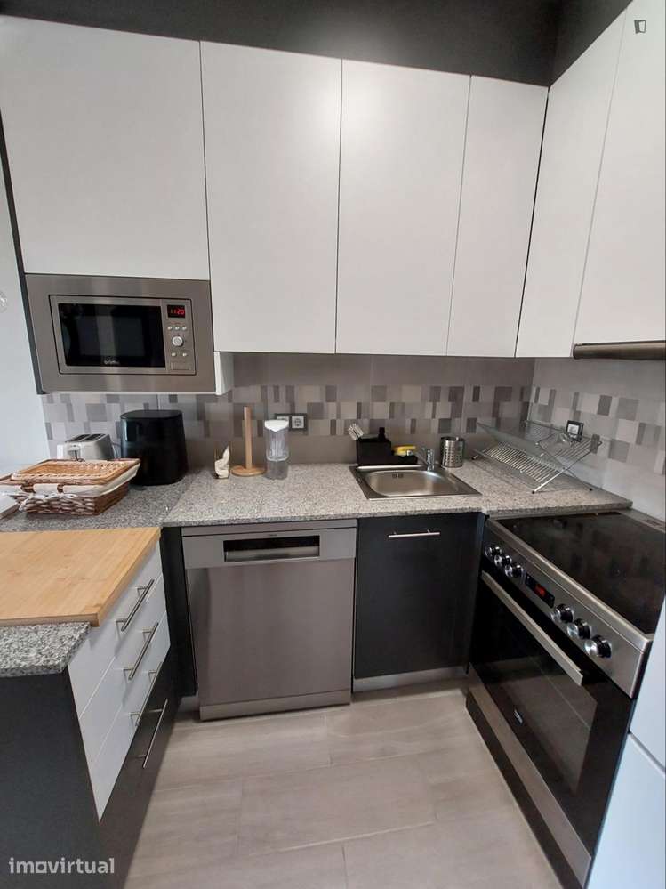 Apartamento com 1 quartos - localizado em Santo Ildefonso Porto - Grande imagem: 5/18