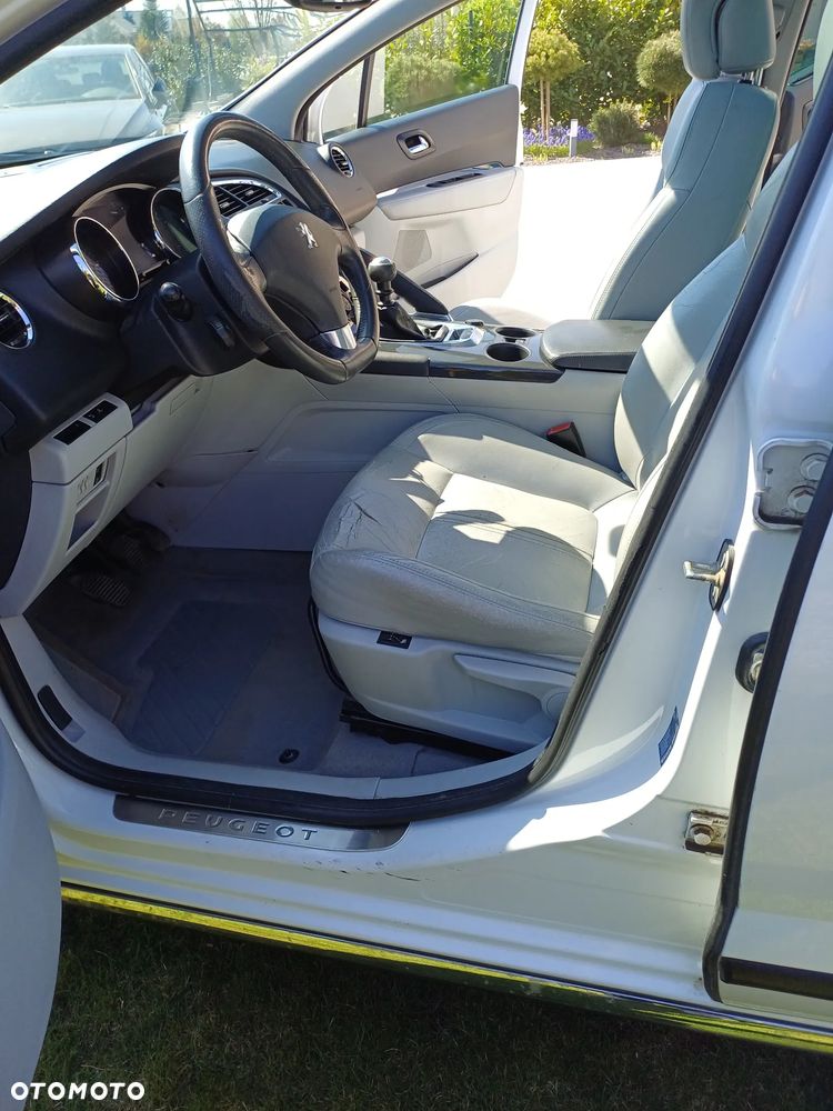 Peugeot 3008 2.0 HDi Premium+ - 15