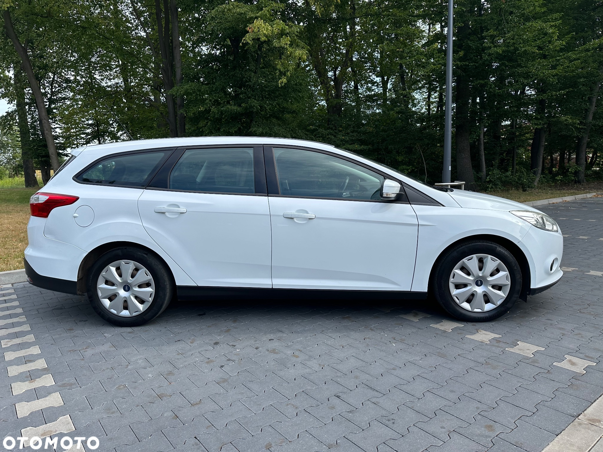 Ford Focus 1.6 Trend - 4
