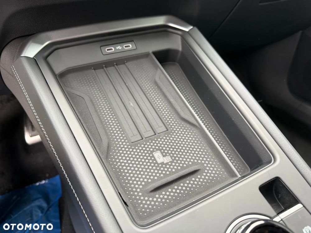 Volkswagen T-Roc 1.5 eTSI R-Line DSG - 16