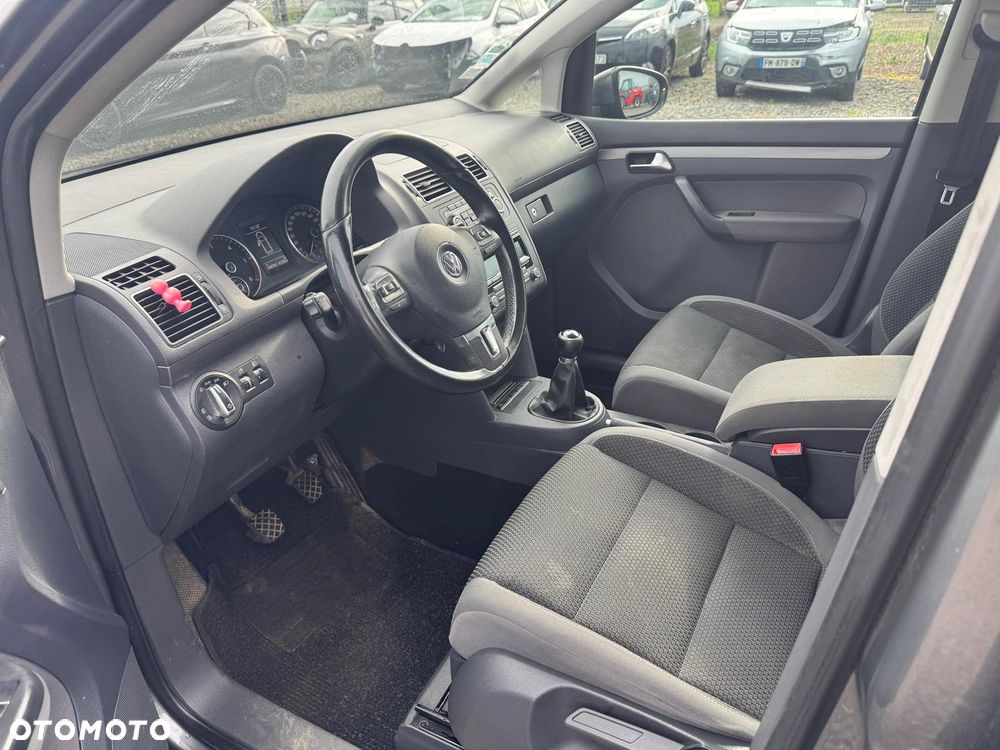 Volkswagen Touran 1.6 TDI DPF BlueMotion Technology Life - 10