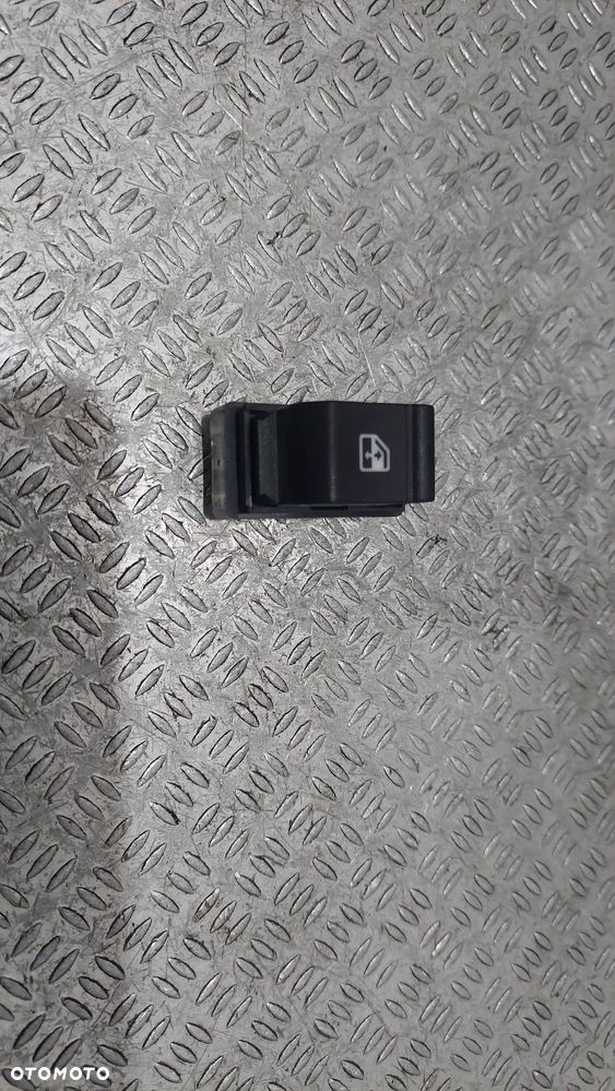 PRZEŁĄCZNIK SZYBY PRAWY PRZÓD FIAT DUCATO III