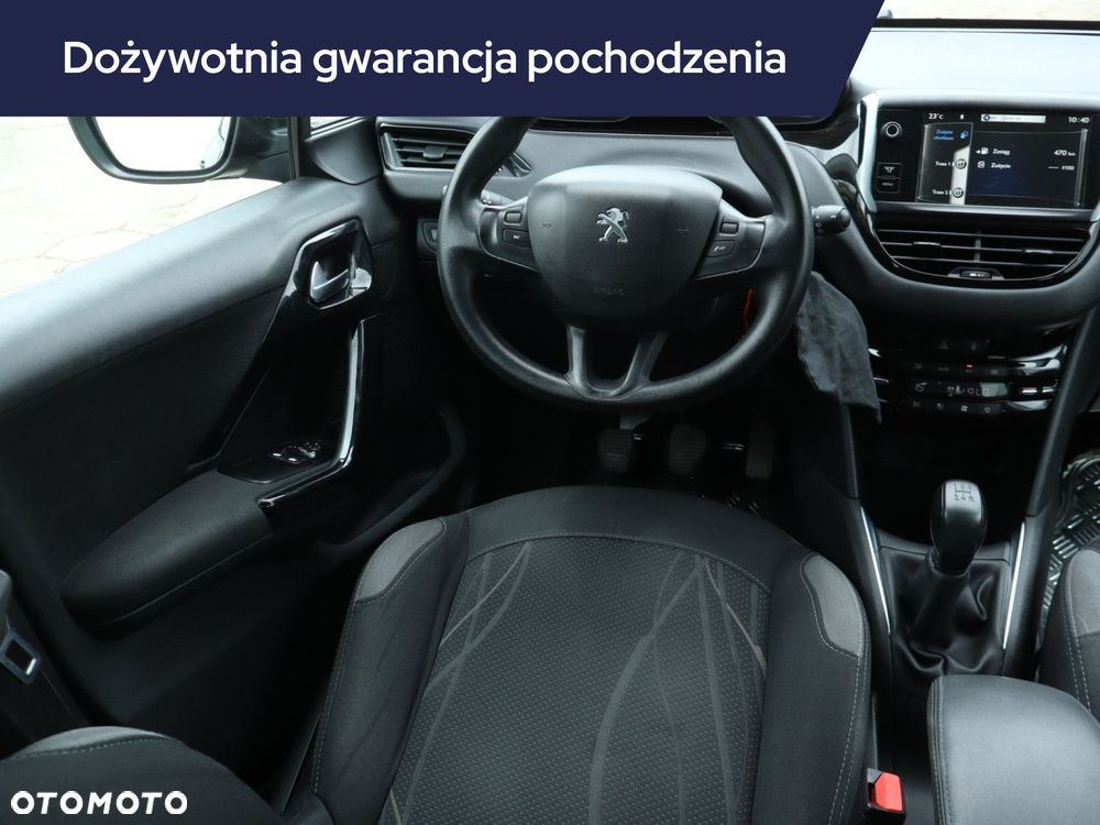 Peugeot 208 - 9