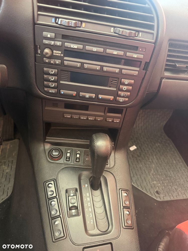BMW Seria 3 - 16