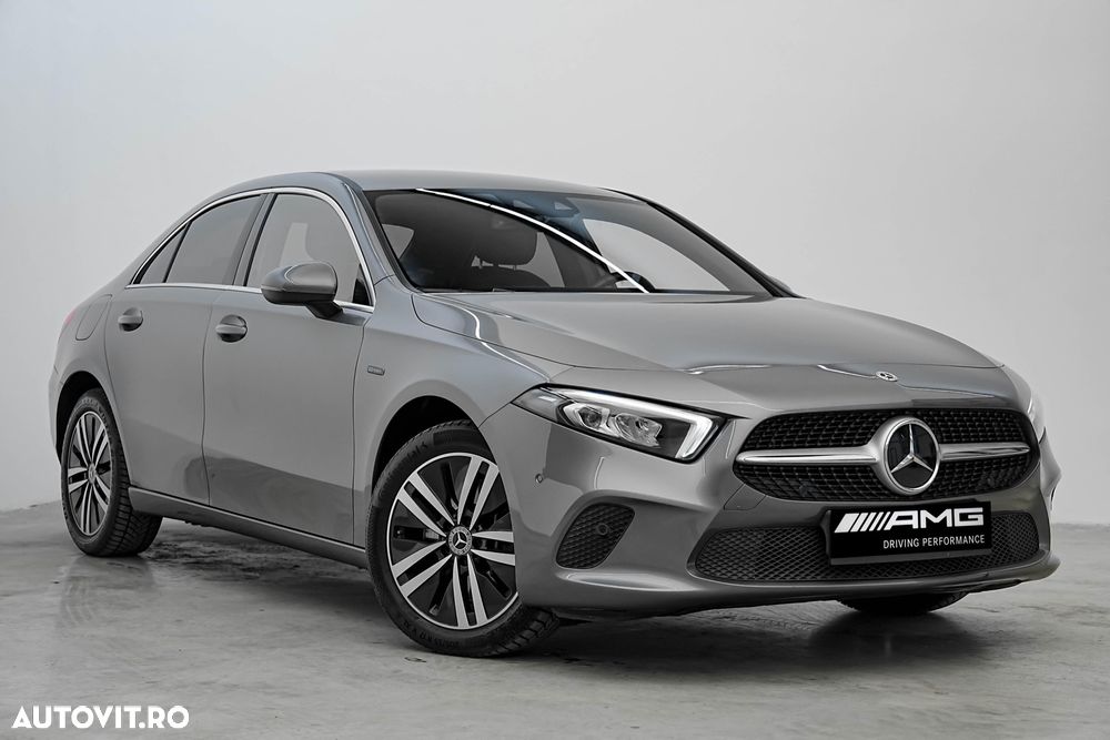 Mercedes-Benz A 250 e 8G-DCT Edition 2021 - 1