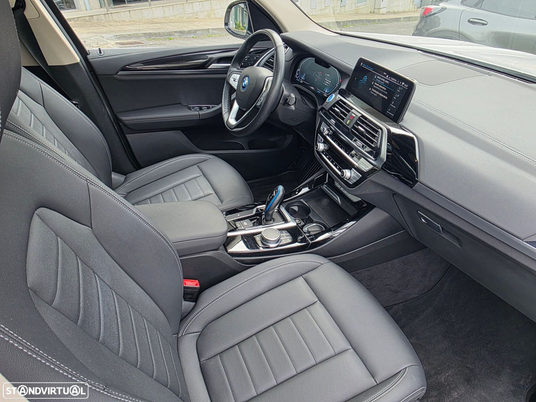 BMW iX3 Inspiring - 18