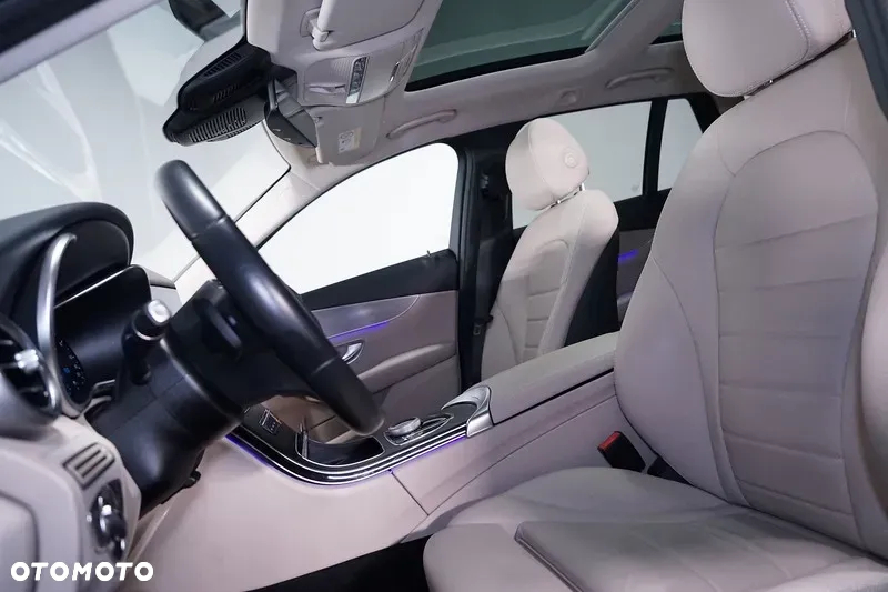 Mercedes-Benz Klasa C 300 e T 9G-TRONIC Avantgarde - 8