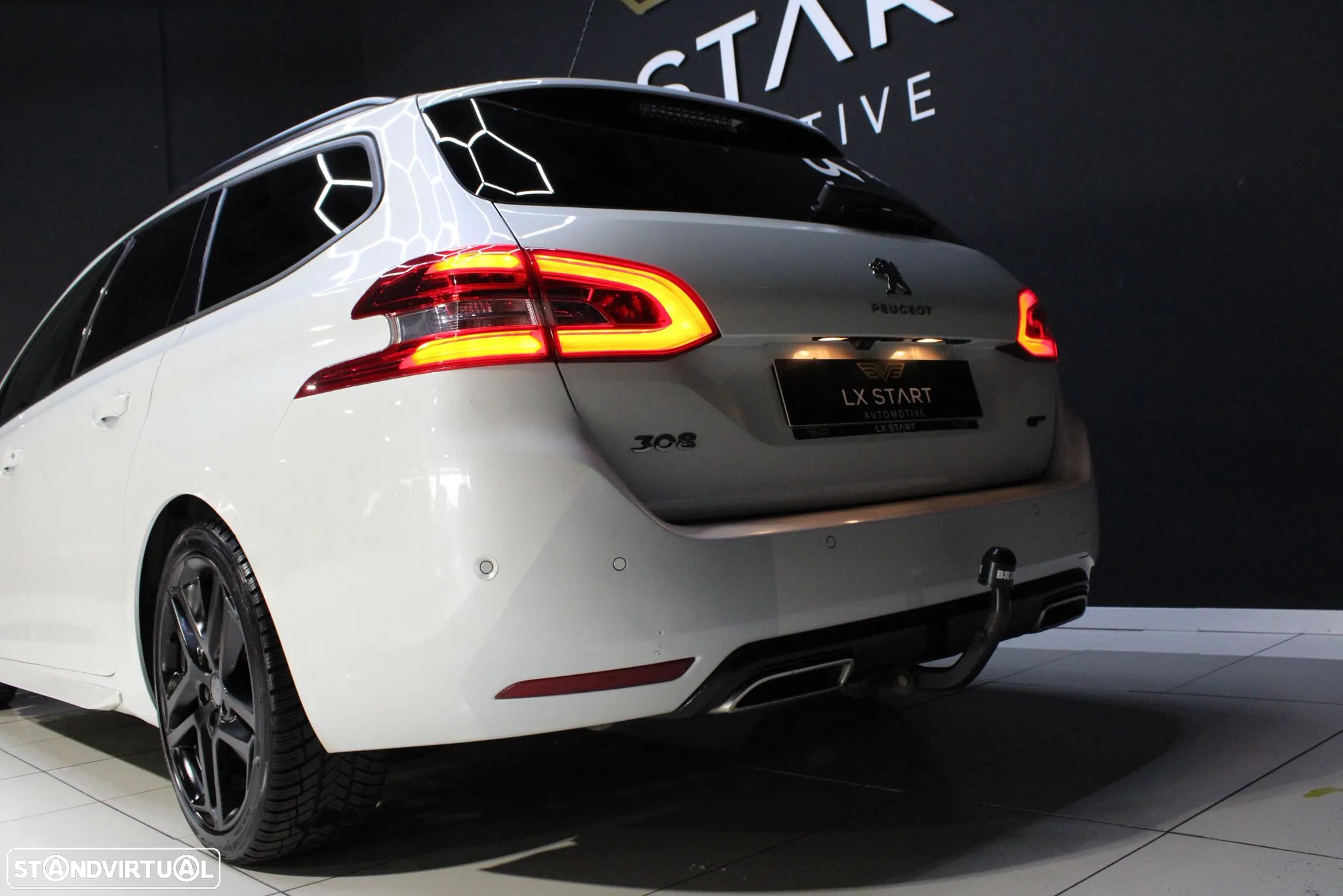 Peugeot 308 SW 1.2 PureTech GT Line EAT8 - 14