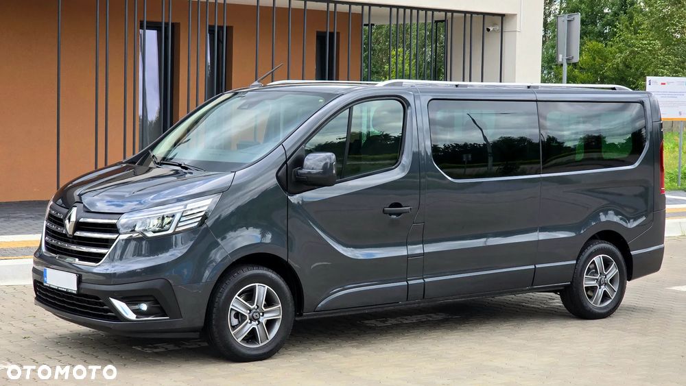 Renault Trafic - 25