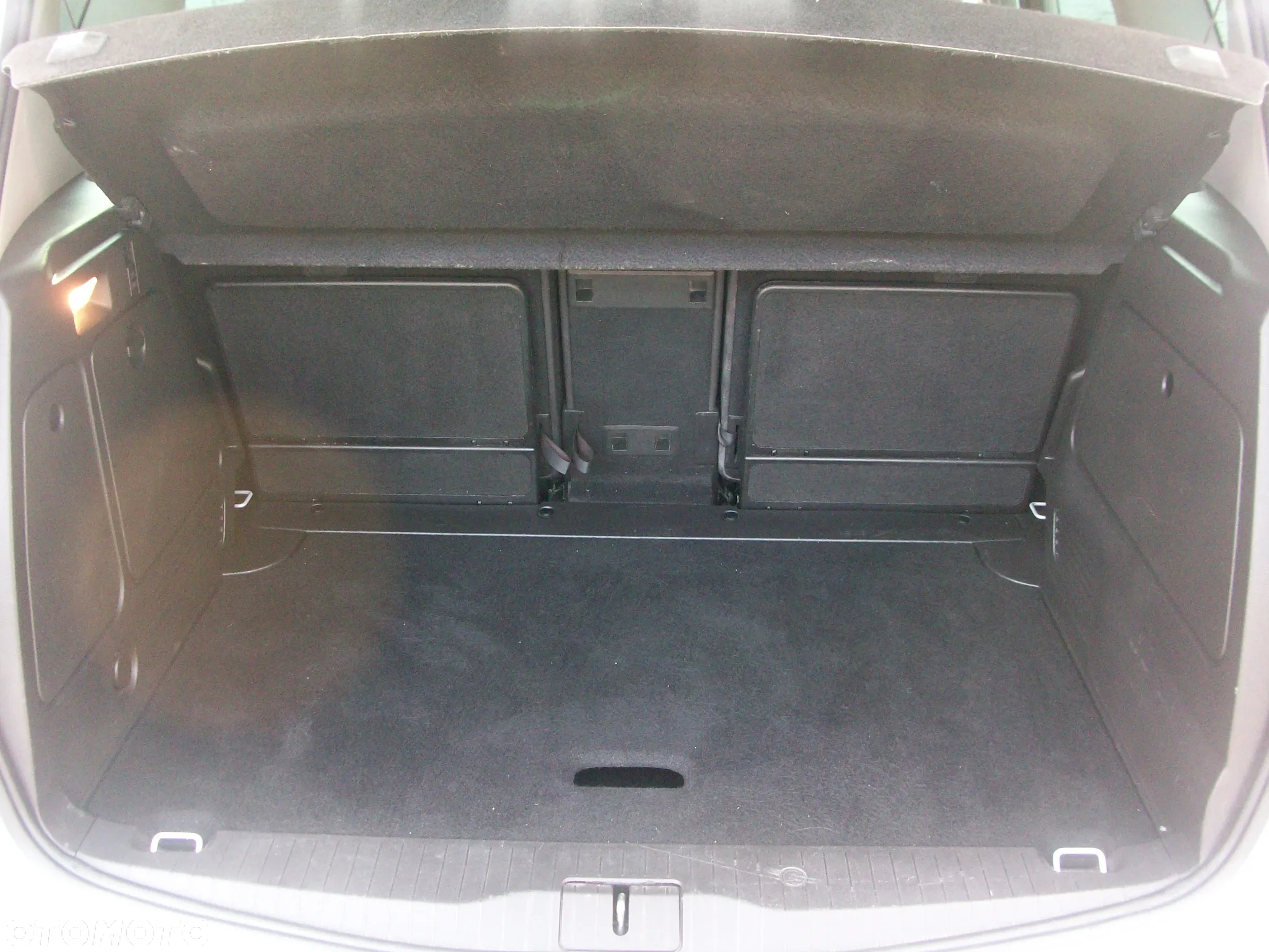 Opel Meriva 1.4 T Cosmo - 11