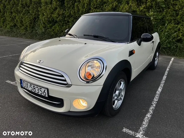 MINI Cooper Standard - 13