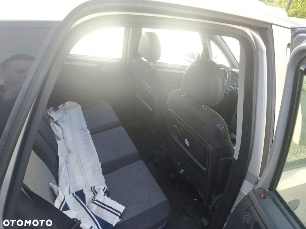 Opel Meriva - 4