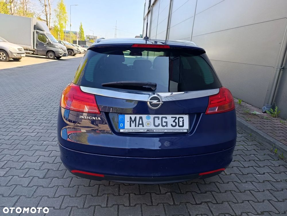 Opel Insignia 1.8 Sport - 12