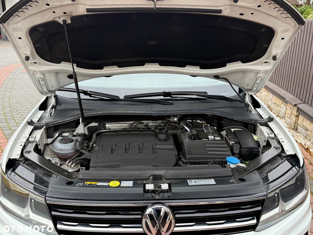 Volkswagen Tiguan 2.0 TDI SCR Elegance DSG - 28