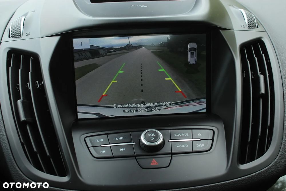 Ford Kuga - 27