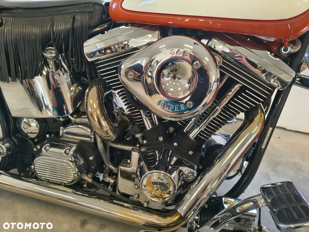 Harley-Davidson Softail Heritage Classic - 15
