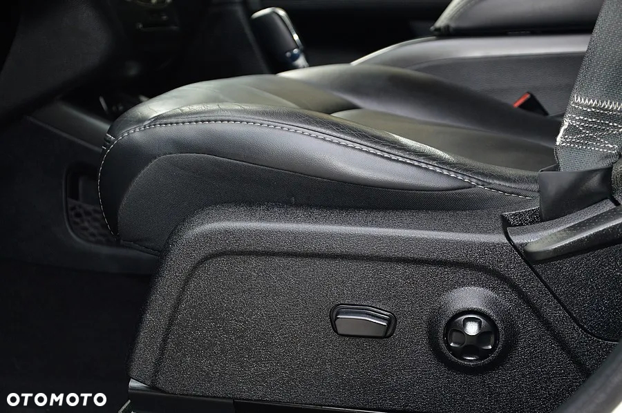 Fiat Freemont 2.0 Multijet 16V DPF Automatik Allrad Black Code - 37
