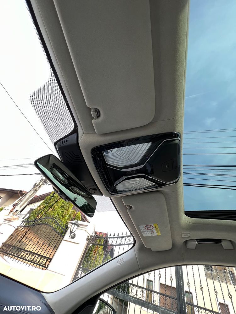 BMW Seria 7 740Le xDrive iPerformance - 39