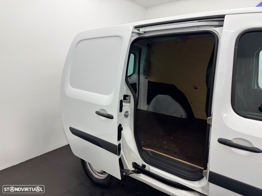 Citroën BERLINGO 1,5 HDI 3 LUGARES - 18