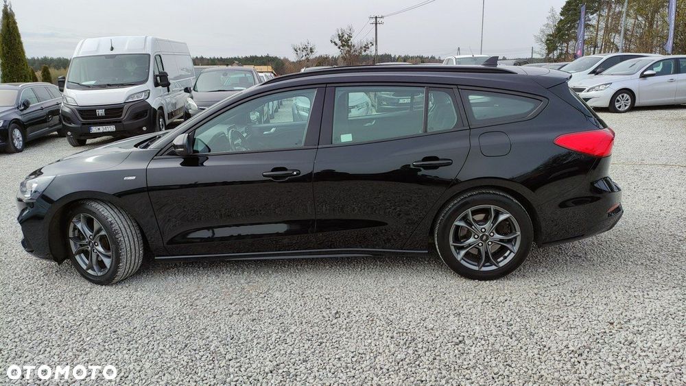 Ford Focus 1.5 EcoBlue Start-Stopp-System ST-LINE DESIGN - 11