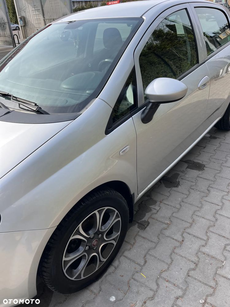 Fiat Punto 1.4 Young - 3