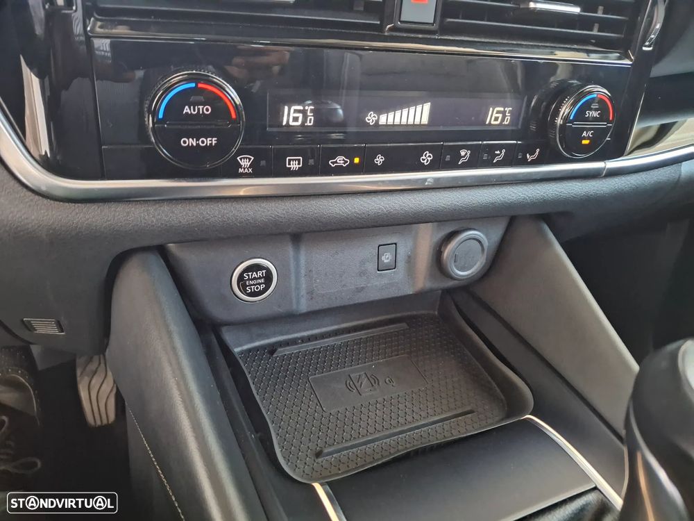 Nissan Qashqai 1.3 DIG-T N-Connecta LED - 20