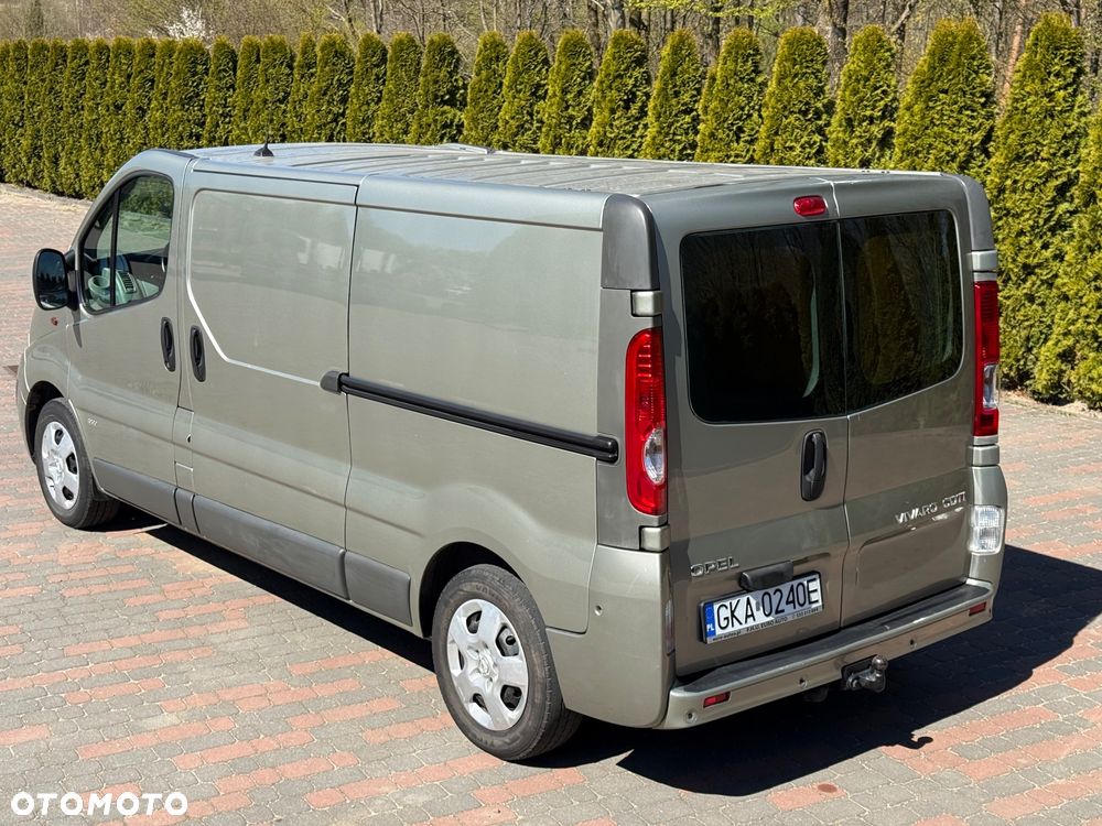 Opel Vivaro L2H1 2.9t - 25