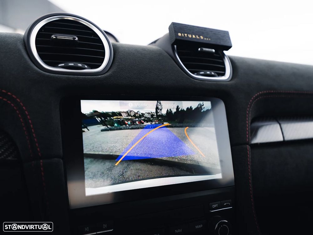 Porsche 718 Cayman GT4 RS - 24