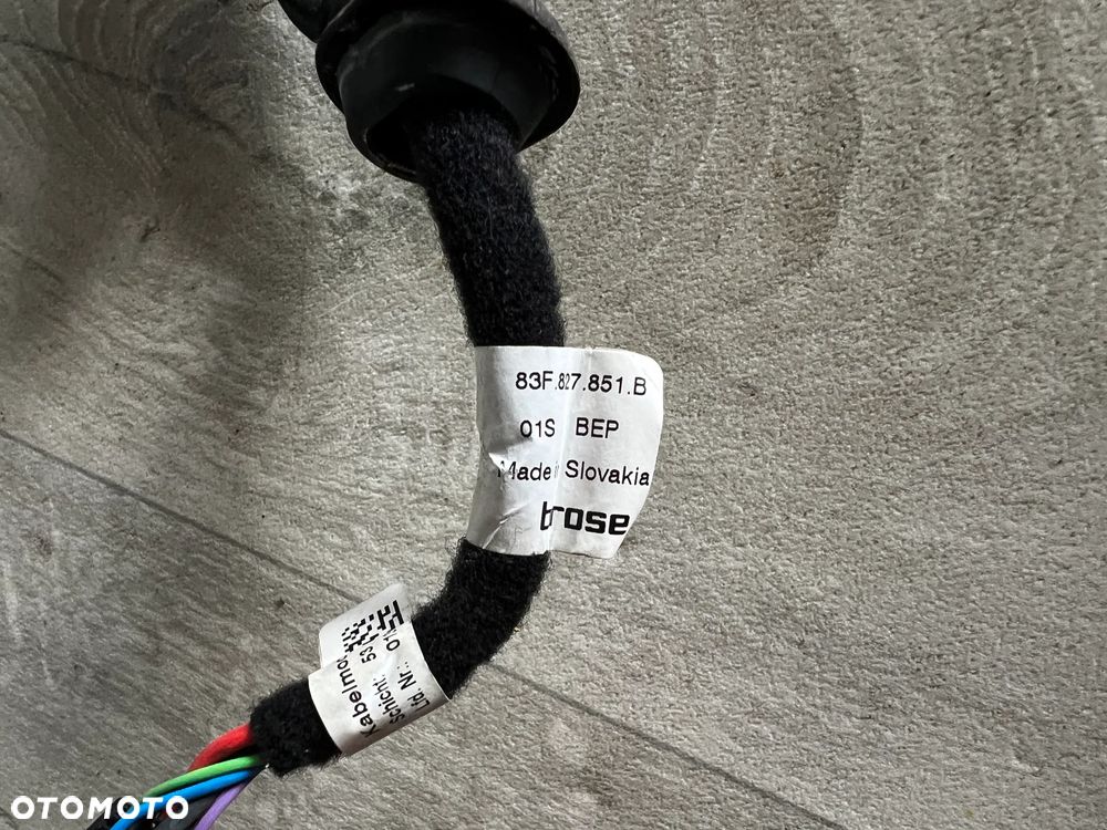 SIŁOWNIK ELEKTRYCZNY KLAPY AUDI Q3 II 2 83A 83F827851B - 3