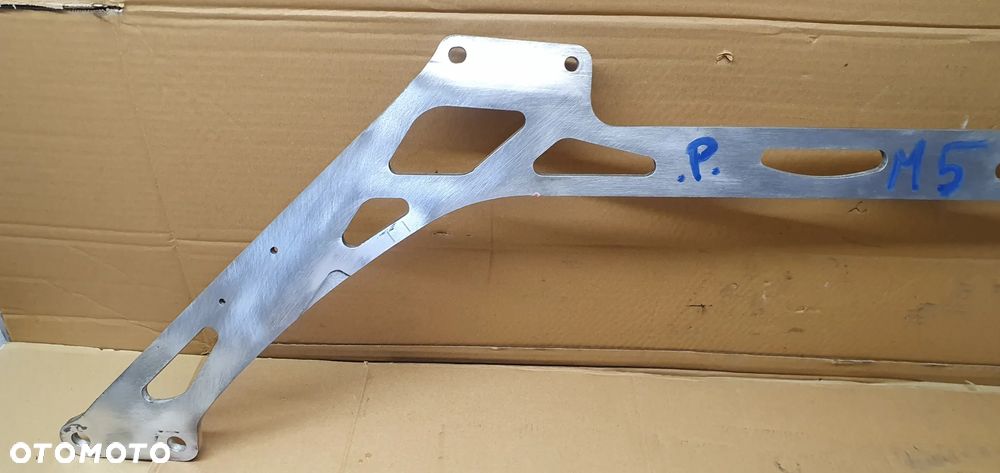 Rozpórka kielichów wzmocnienie BMW M5 G30 F90 8075677 - 2