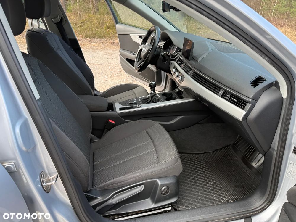 Audi A4 Limousine 2.0 TDI - 16